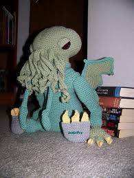 http://www.elbakin.net/plume/xmedia/NewsWitch/forum/knitted_Cthulhu.jpg