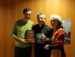 Guy Gavriel Kay avec le traducteur Mikael Cabon et Mireille Rivalland de L'Atalante