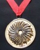/plume/xmedia/fantasy/news/zapping/thumb/Sunburst_medallion_three_thumb.jpg