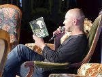 Karim Berrouka lit Celle qui n'avait pas peur de Cthulhu