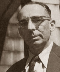 auteurs-edmond-hamilton.jpg